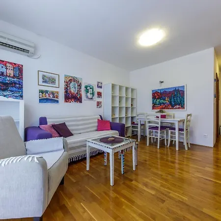Apartmán Suns - Colorful And Bright *